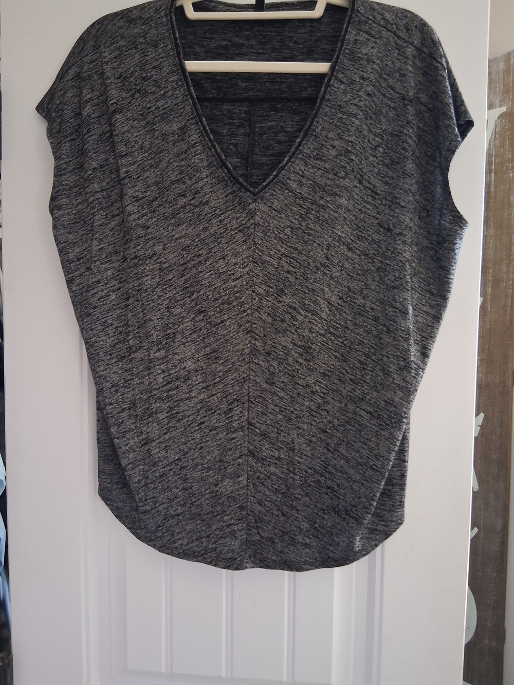 White House Black Market Charcoal Heather V-Neck Cap Sleeve Tank